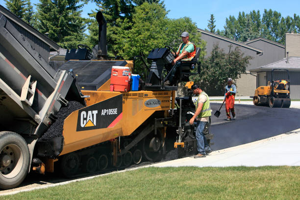 Best Interlocking Driveway Pavers  in Twinsburg Heights, OH